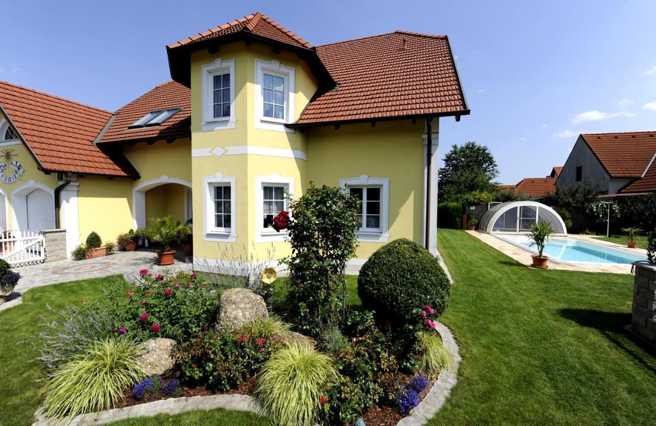 Gaestehaus Familie Trachsler Hotel Rohrendorf bei Krems Buitenkant foto